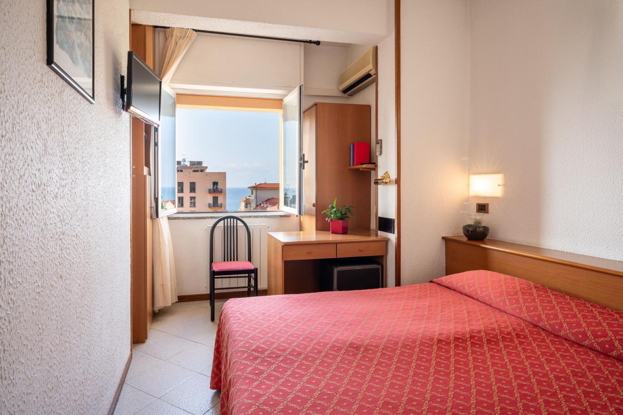 Hotel Careni Villa Italia Finale Ligure Luaran gambar