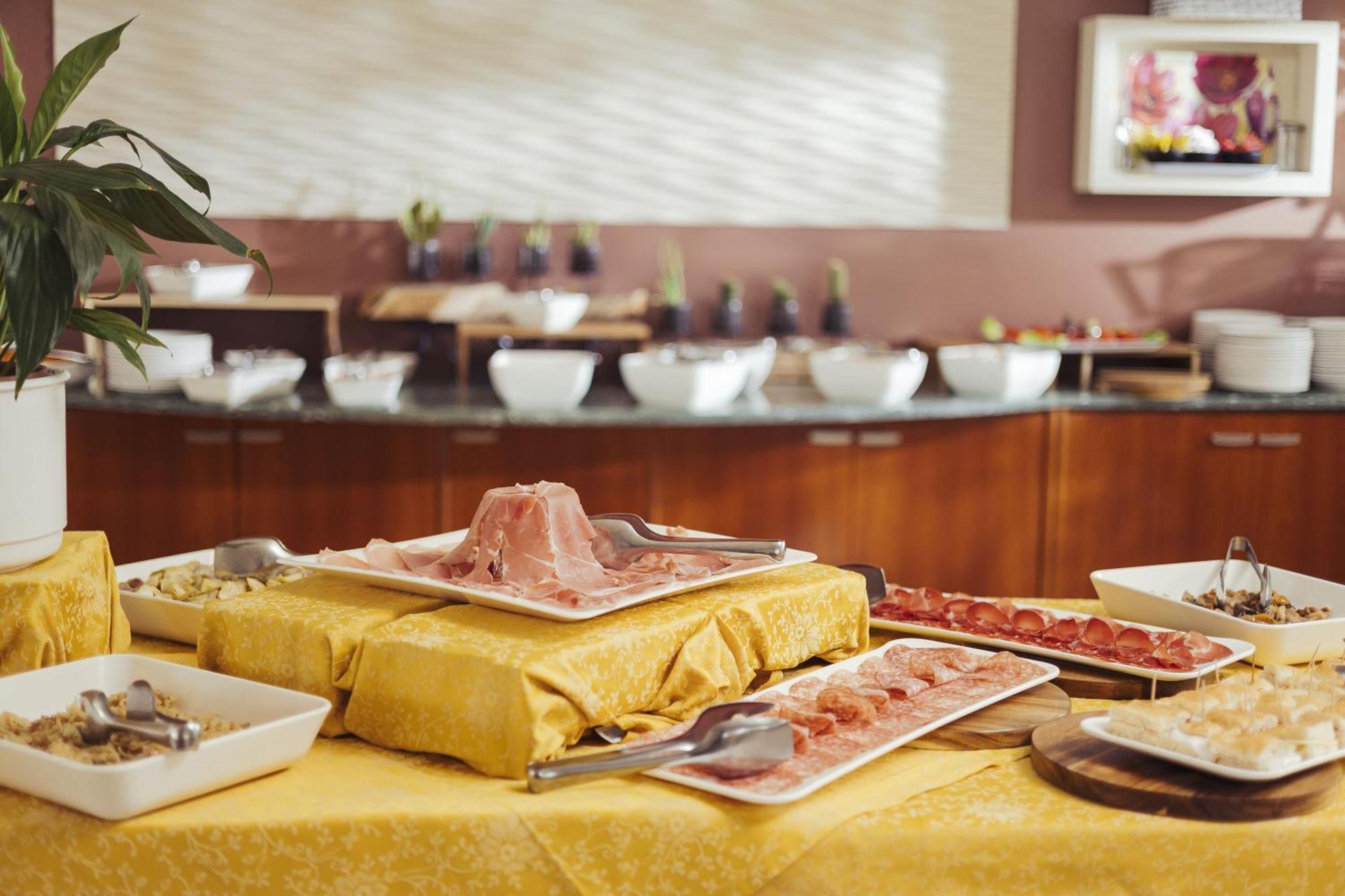 Hotel Careni Villa Italia Finale Ligure Luaran gambar