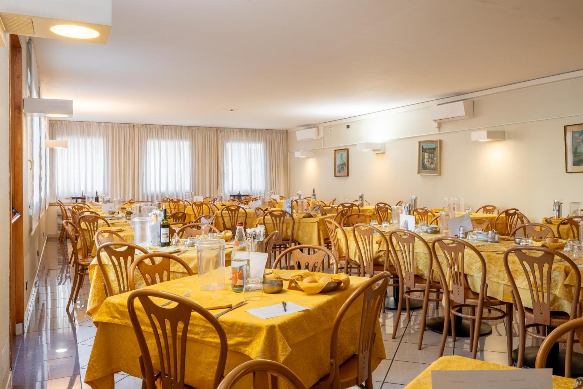 Hotel Careni Villa Italia Finale Ligure Luaran gambar