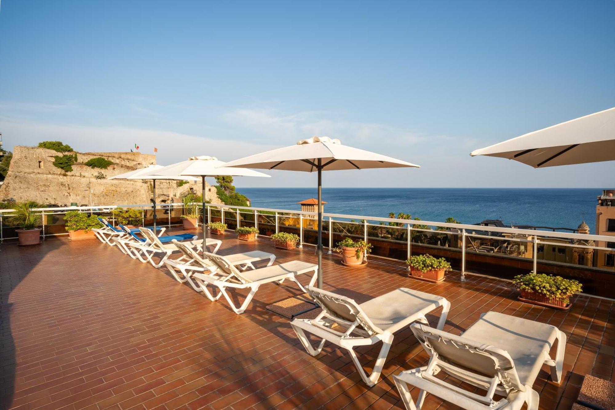 Hotel Careni Villa Italia Finale Ligure Luaran gambar